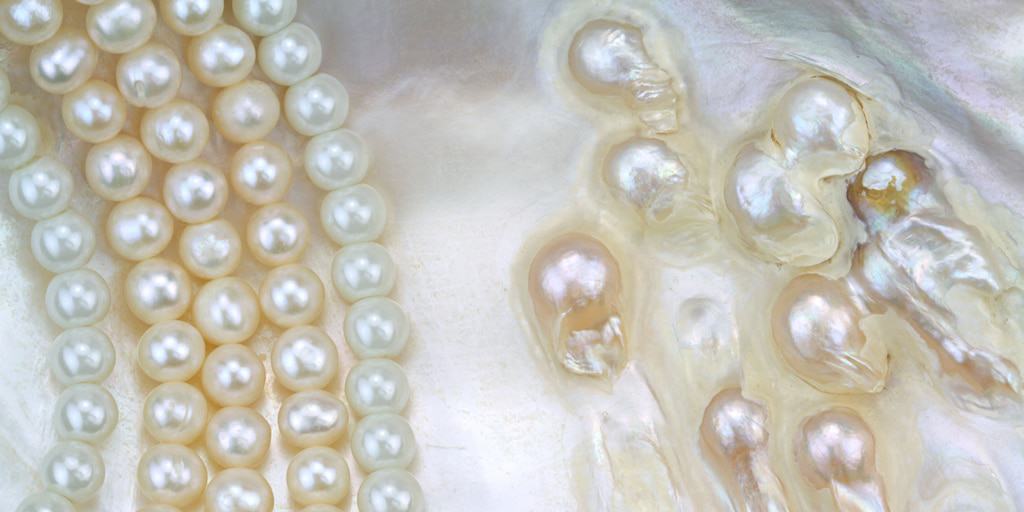 How do you make a fake pearl?